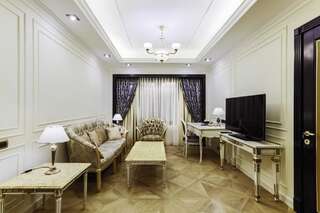 Отель Golden Palace Hotel Yerevan Ереван Фирменный люкс-4